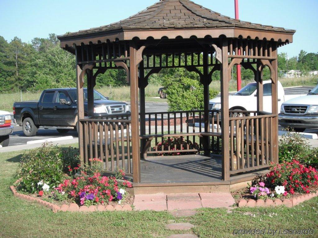 Inn Of Clanton Exterior photo